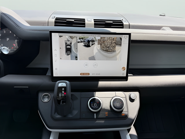 Certified 2025 Land Rover Defender 110 S AWD/4WD image 24