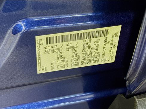 Used 2023 Nissan Rogue SV FWD image 40