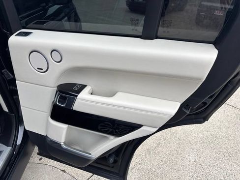Used 2015 Land Rover Range Rover Autobiography AWD/4WD image 44