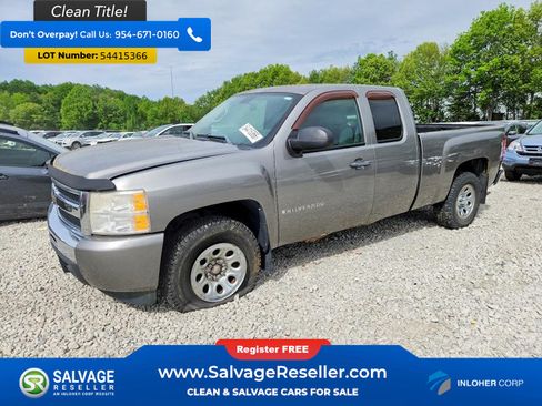 Used 2009 Chevrolet Silverado 1500 LT AWD/4WD image 1