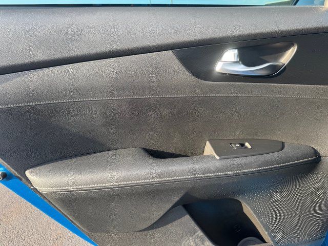 Used 2022 Kia Forte GT-Line w/ GT-Line Premium Package FWD image 28