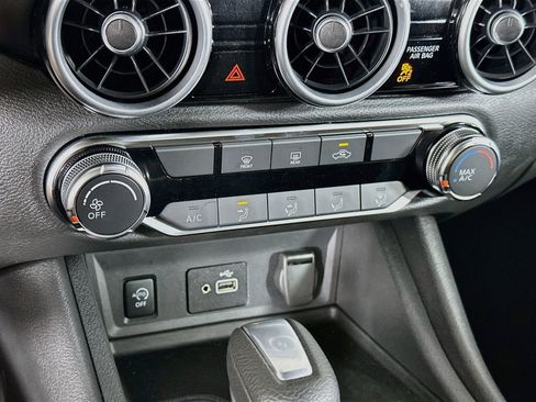 Used 2025 Nissan Sentra S FWD image 23