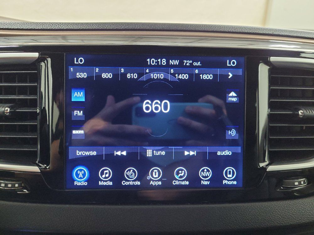 Used 2017 Chrysler Pacifica Touring-L Plus FWD image 25