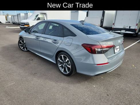 Used 2025 Honda Civic Sport Touring image 5