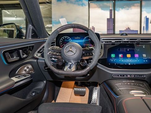 New 2026 Mercedes-Benz E 53 AMG e 4MATIC Sedan image 16