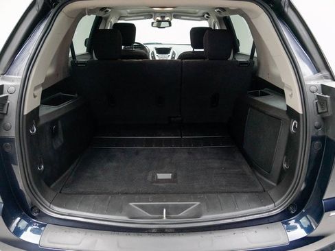 Used 2017 GMC Terrain SLE w/ Chrome Edition image 9