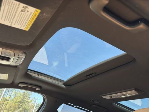 Certified 2022 Kia Telluride SX w/ Towing Package image 22