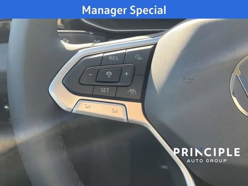 New 2026 Volkswagen Jetta SE FWD image 15
