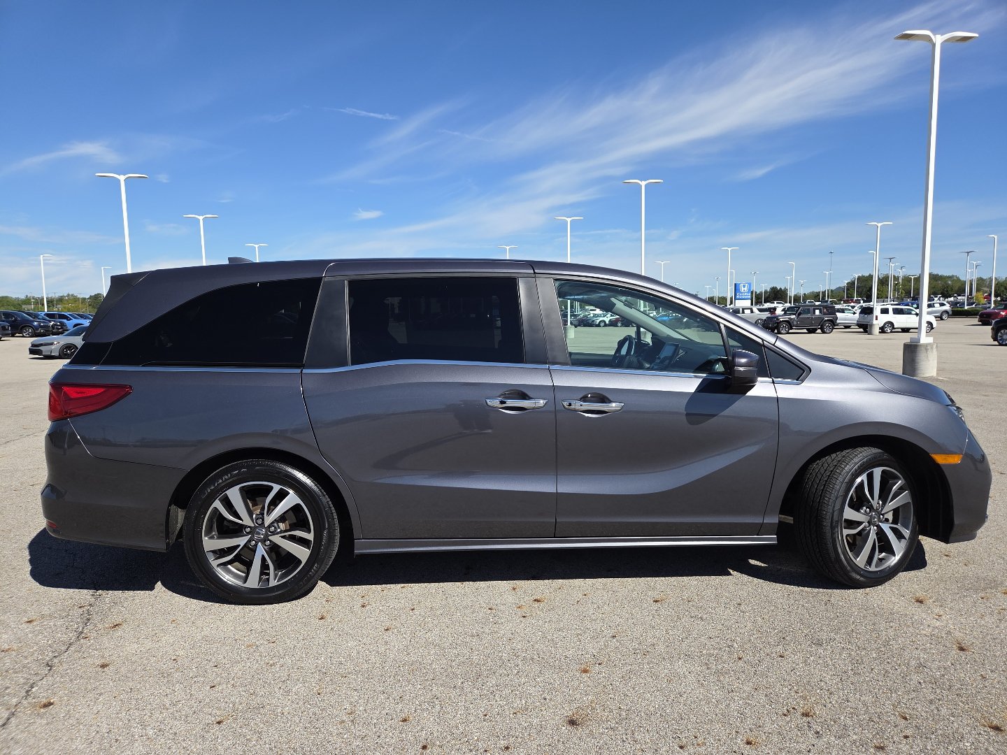 Used 2024 Honda Odyssey Touring image 19