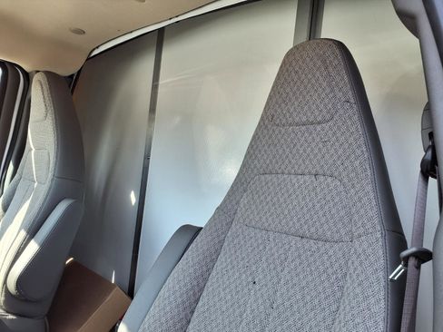 New 2026 GMC Savana 4500 w/ Power Convenience Package image 19