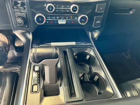 Used 2022 Ford F150 Raptor w/ Equipment Group 801A High AWD/4WD image 18