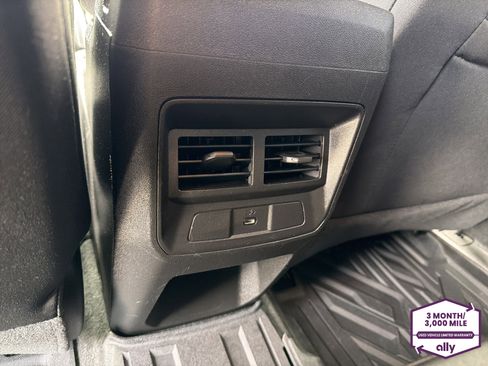 Used 2023 Chevrolet Colorado LT w/ LT Convenience Package RWD image 13