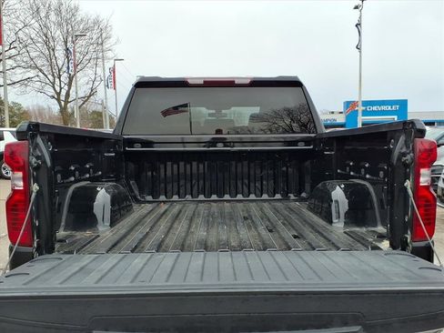 Used 2021 Chevrolet Silverado 1500 LT image 10