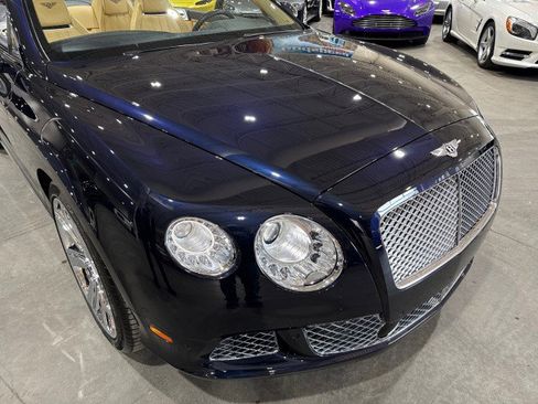 Used 2012 Bentley Continental GT w/ Convenience Specification Pkg image 27
