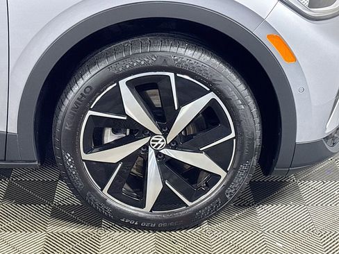Used 2024 Volkswagen ID.4 Pro S image 24