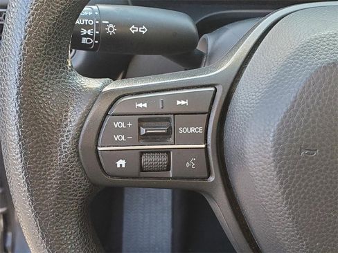 Used 2023 Honda HR-V LX image 21