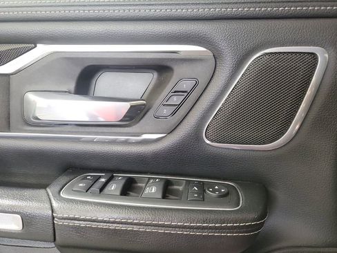 Used 2022 RAM 1500 Laramie AWD/4WD image 16