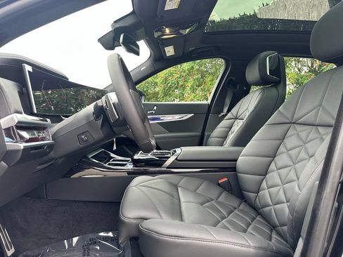 New 2026 BMW 740i xDrive AWD/4WD image 15