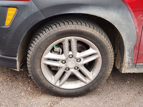 Used 2021 Hyundai Kona SE image 13