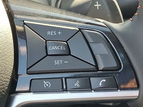 Used 2025 Nissan Altima 2.5 SR image 22