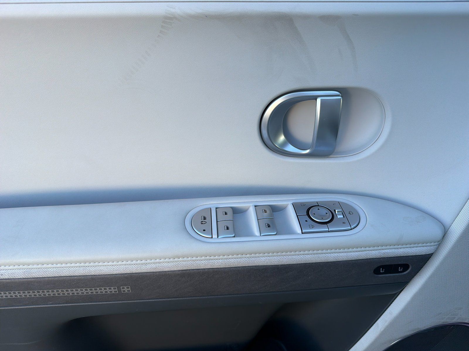 Certified 2024 Hyundai Ioniq 5 Limited RWD image 10