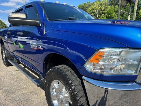 Used 2018 RAM 2500 Tradesman w/ Chrome Appearance Group AWD/4WD image 6