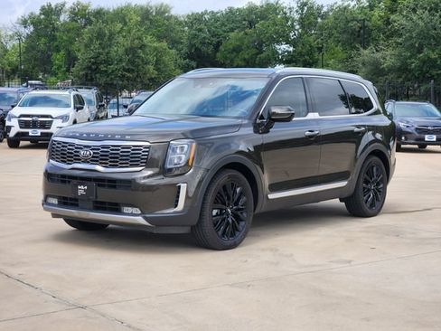 Used 2020 Kia Telluride SX w/ SX Prestige Package AWD/4WD image 3