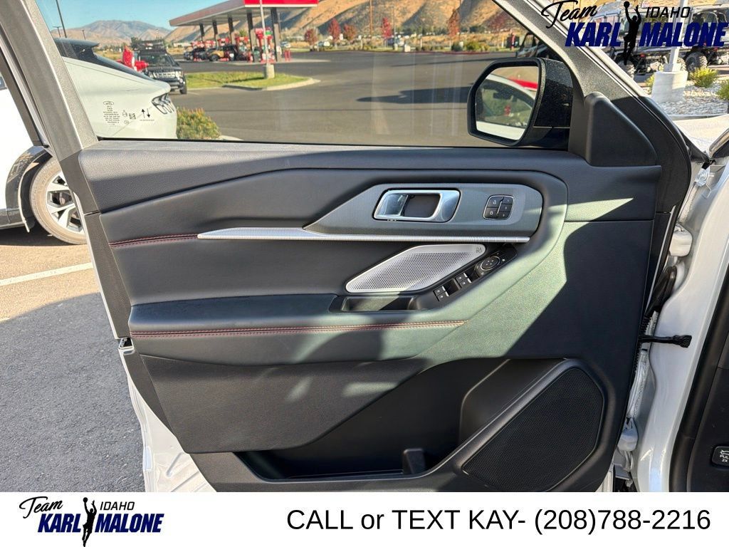 Used 2026 Ford Explorer ST w/ Sun And Sound Package AWD/4WD image 26