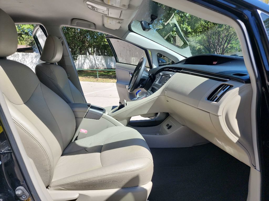 Used 2012 Toyota Prius Three FWD image 32