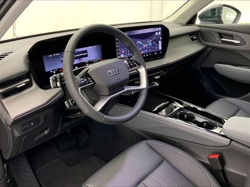 New 2026 Audi Q3 quattro 2.0T AWD/4WD image 3