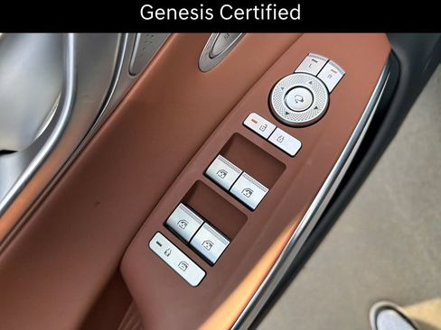 Certified 2026 Genesis GV70 2.5T Advanced AWD/4WD image 10
