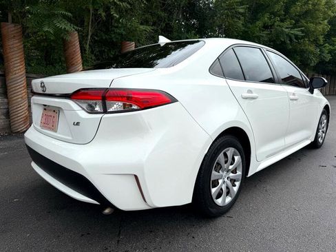 Used 2020 Toyota Corolla LE image 9