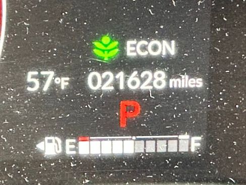 Used 2023 Honda CR-V EX image 9