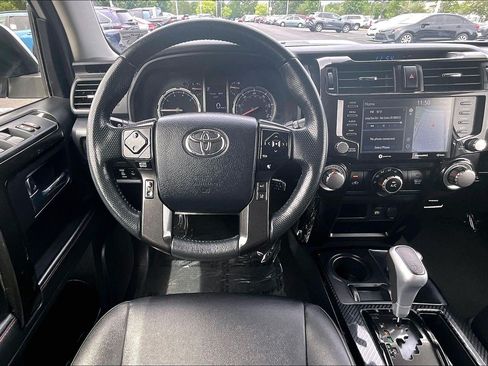 Used 2023 Toyota 4Runner TRD Off-Road Premium AWD/4WD image 5