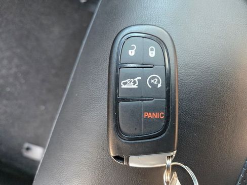 Certified 2020 Jeep Cherokee Limited image 36