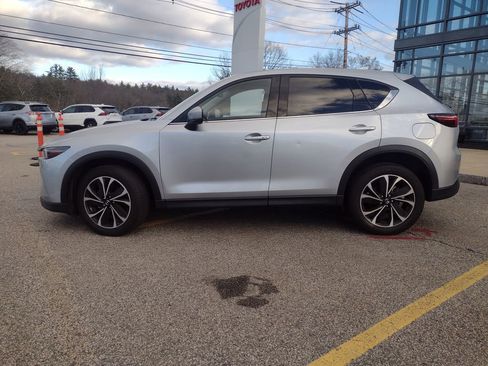 Used 2023 MAZDA CX-5 AWD 2.5 S w/ Premium Package image 2