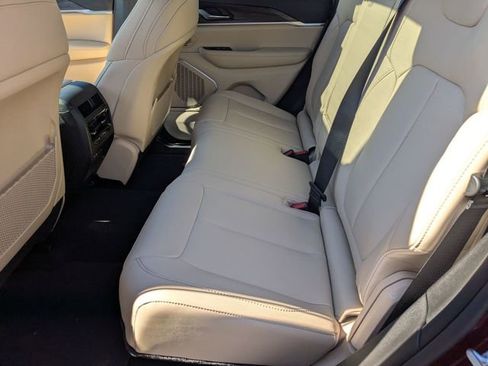 New 2026 Jeep Grand Cherokee Limited RWD image 26