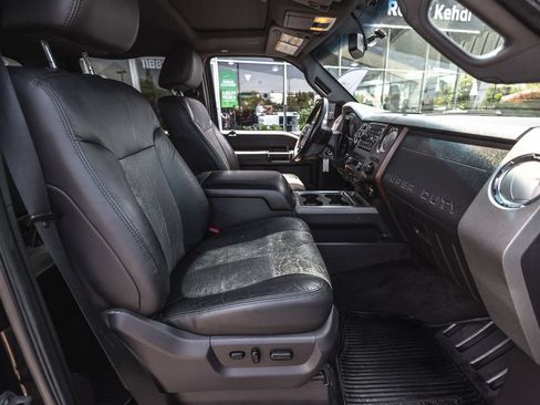 Used 2011 Ford F250 Lariat w/ FX4 4X4 Off-Road Pkg image 26