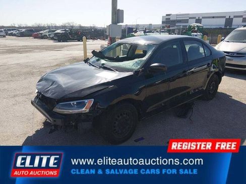 Used 2014 Volkswagen Jetta S image 3