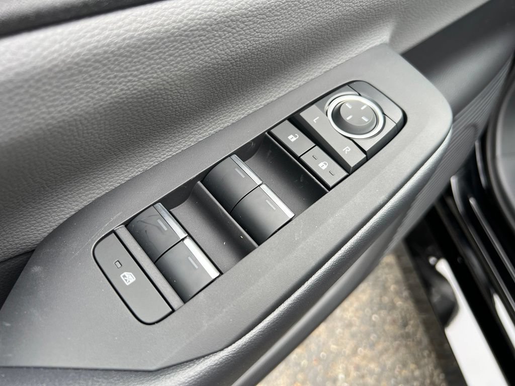 New 2027 Toyota Prius Limited AWD/4WD image 35