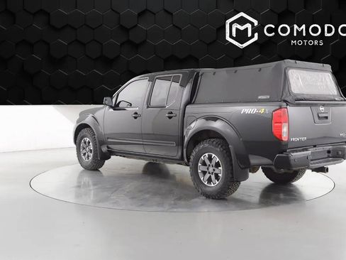 Used 2015 Nissan Frontier PRO-4X image 5