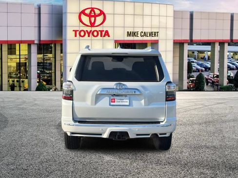 Used 2024 Toyota 4Runner Limited AWD/4WD image 4