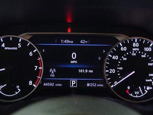 Used 2020 Nissan Sentra SV image 15