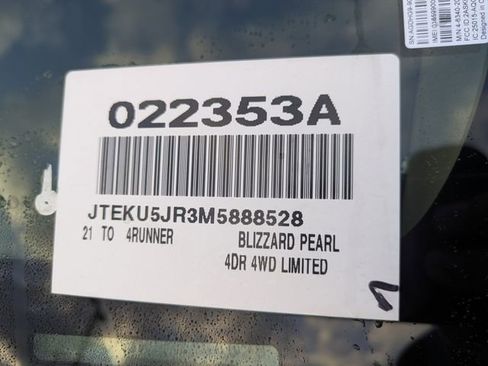 Used 2021 Toyota 4Runner Limited image 36