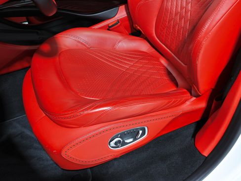 Used 2021 Aston Martin DBX AWD/4WD image 65