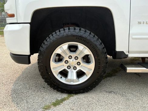 Used 2018 Chevrolet Silverado 1500 LT w/ All Star Edition AWD/4WD image 14