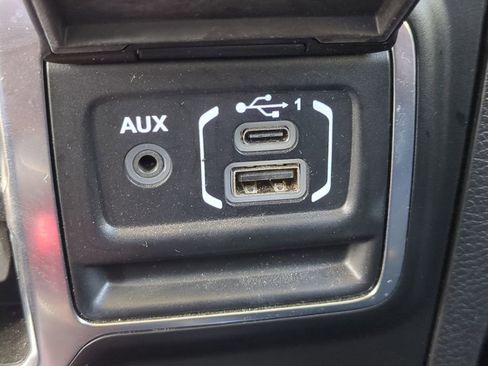 Used 2020 Jeep Gladiator Sport w/ Quick Order Package 24S image 26