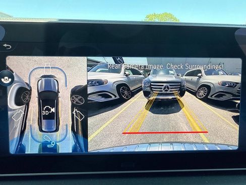 New 2025 Mercedes-Benz GLS 580 4MATIC image 12