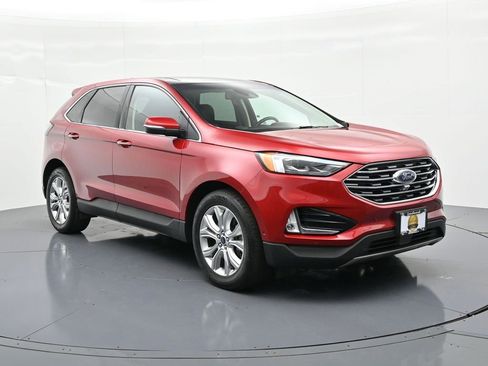 Used 2020 Ford Edge Titanium w/ Equipment Group 301A AWD/4WD image 4