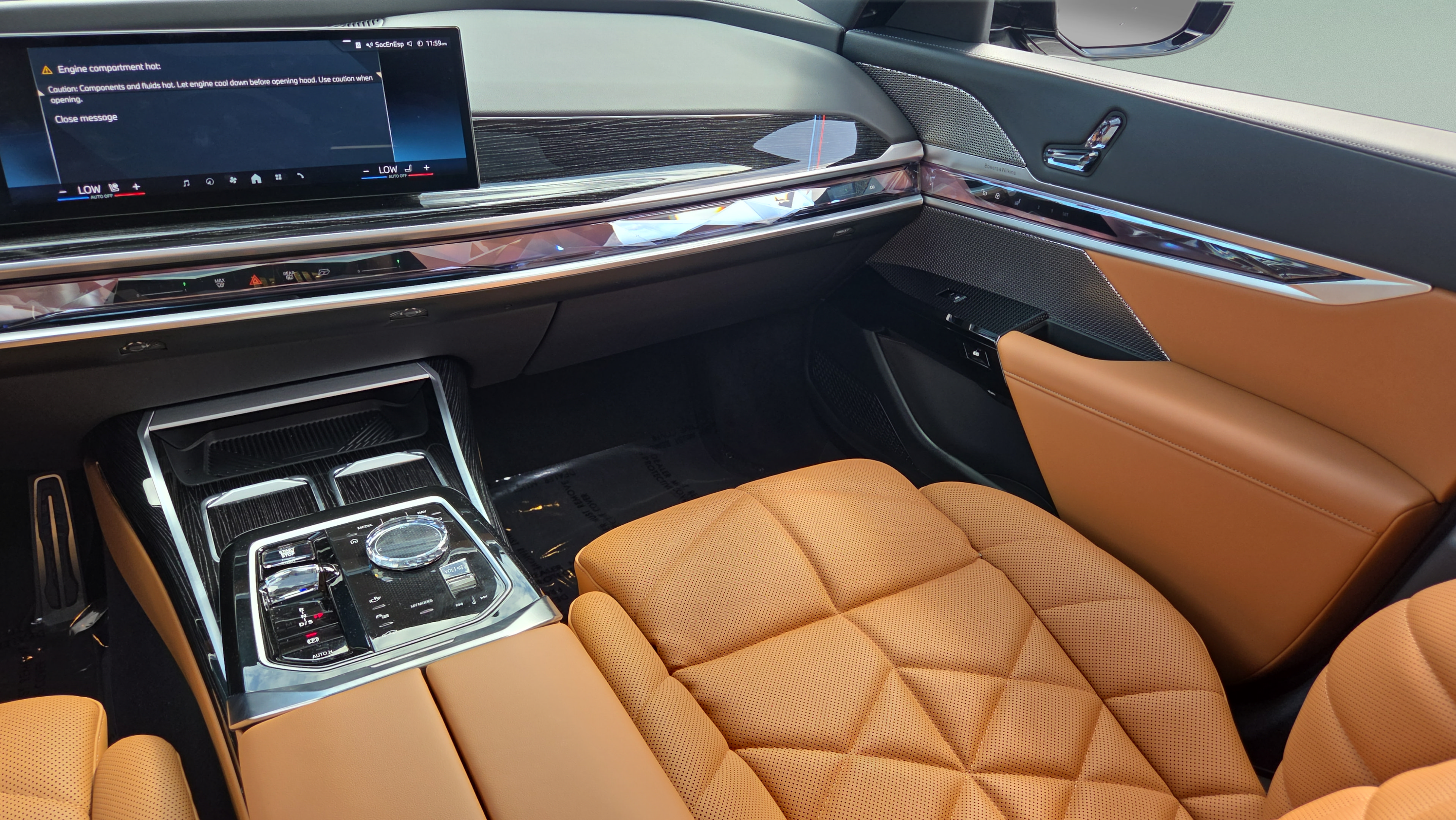 Certified 2024 BMW 740i w/ Premium Package 2 RWD image 13